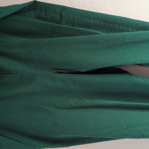 Petite - Picture 2 of 7